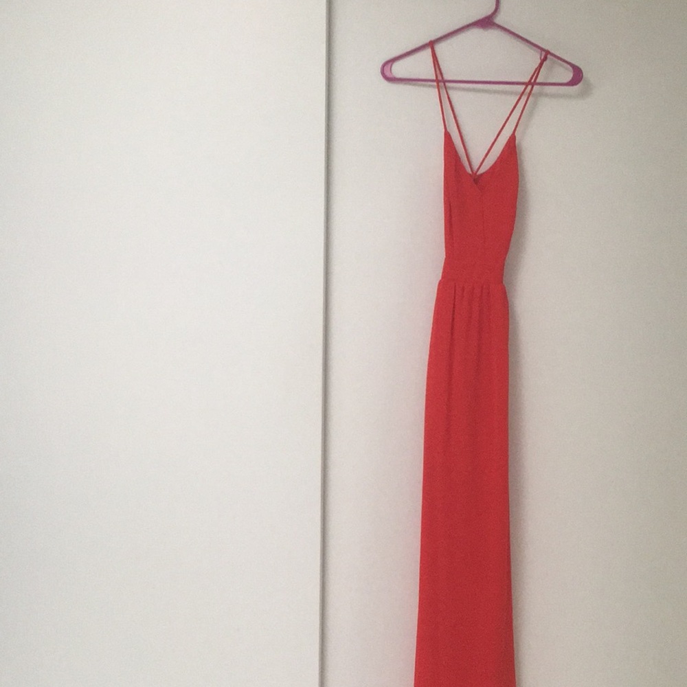 EXCLUSIVE ROOFTOP GARDEN BACKLESS MAXI DRESS - Picture 4 of 7